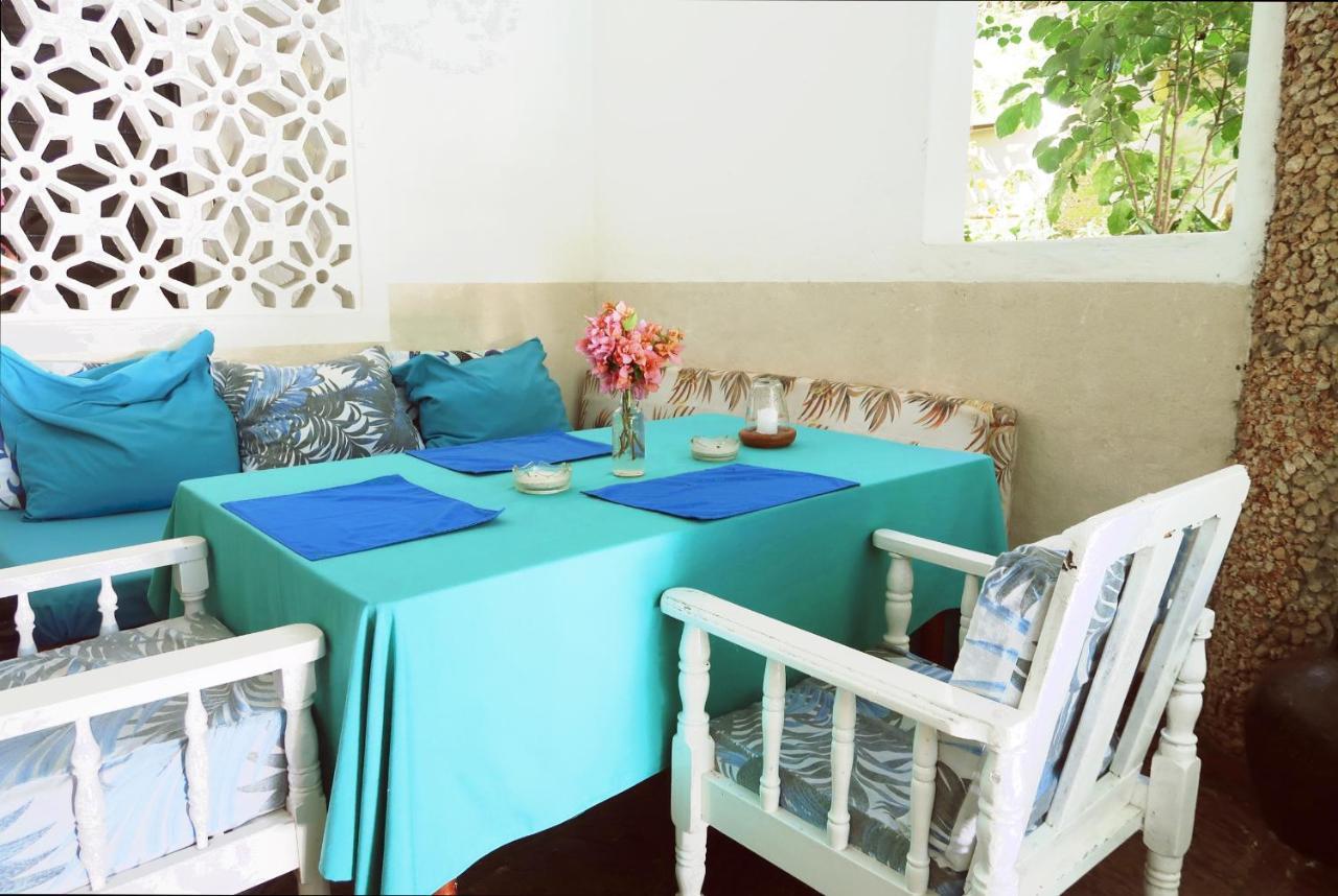 Frangipani Cottages Diani Beach Exterior foto