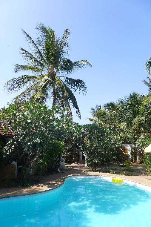 Frangipani Cottages Diani Beach Exterior foto